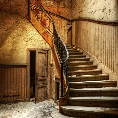 Einfamilienhaus Rustikale Holztreppe glasbild rustikale holztreppe Einfamilienhaus Rustikale Holztreppe glasbild rustikale holztreppe