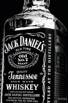 Für Jack Daniels Bottle   Nahaufnahme haben wir passende Rahmen im 